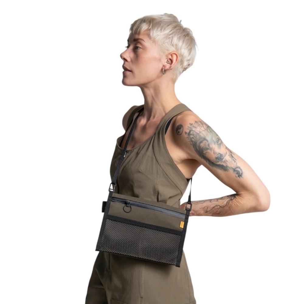 TRAKKE GIGHA SACOCHE SLING Whisky color